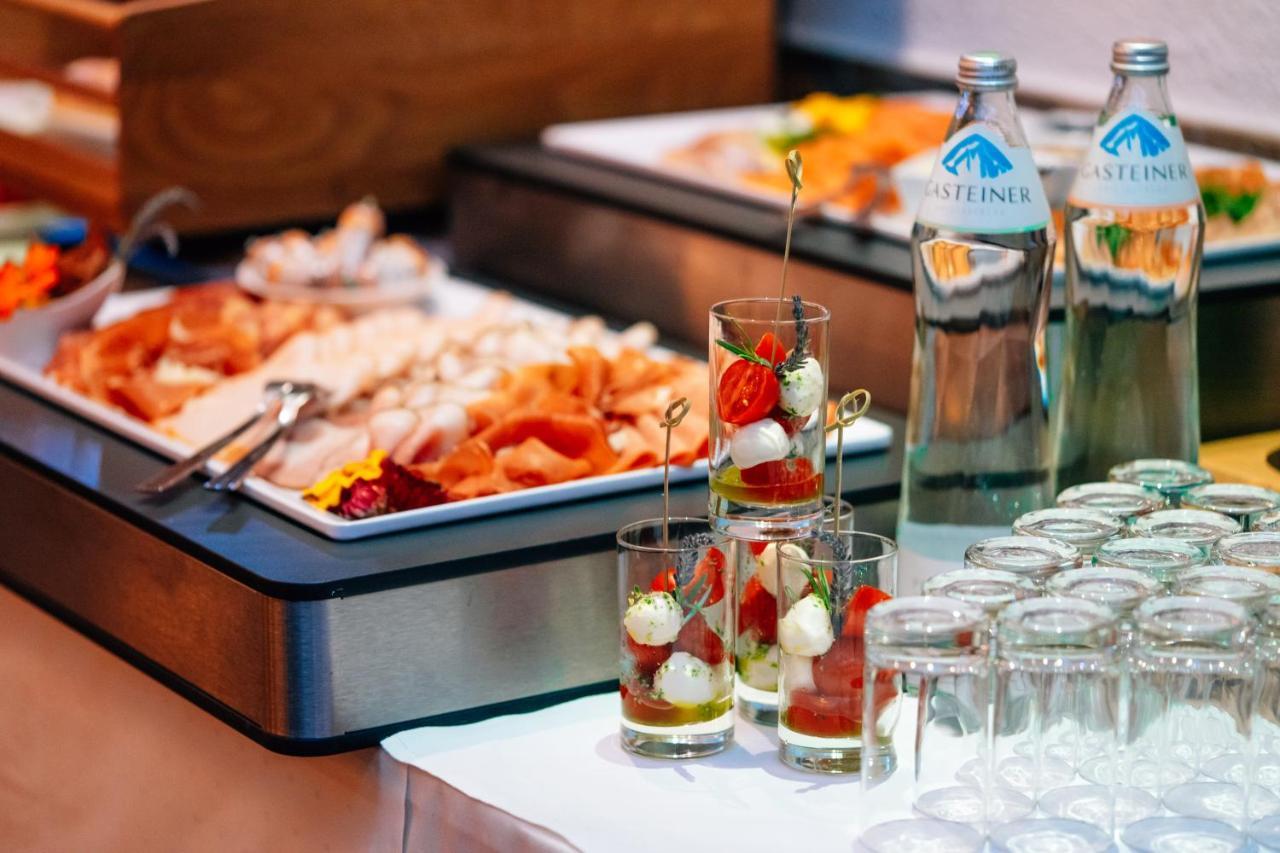 Patrix Hotel, Restaurant, Bar Hotel *